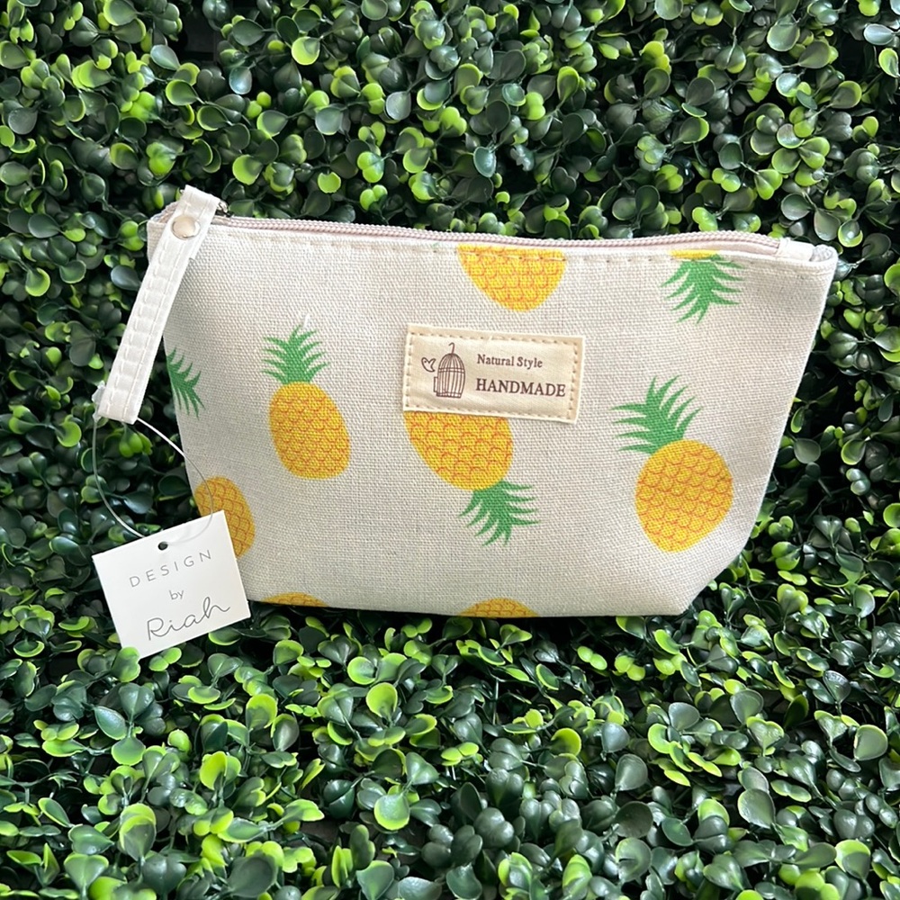 Small Pineapple Cosmetic Bag